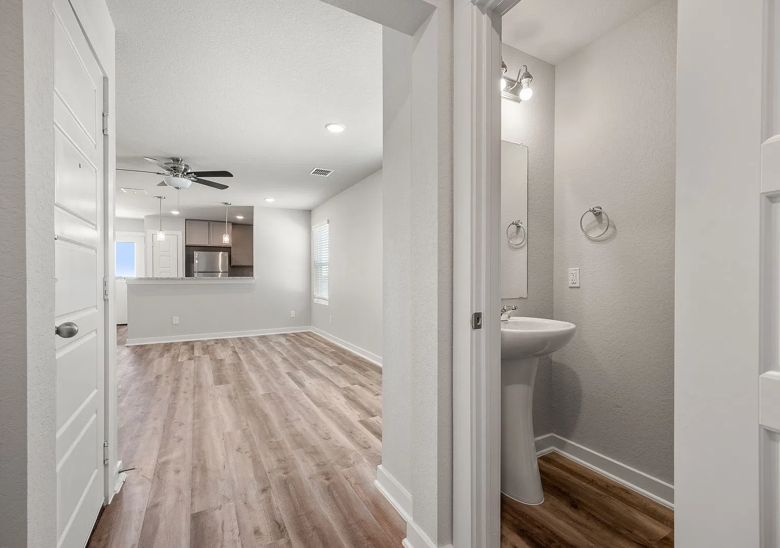 2 Week Free Move-In Special! Like-New 3-Bedroom Townhome in Hunters Ranch | Private Yard + Garage — Photo 2