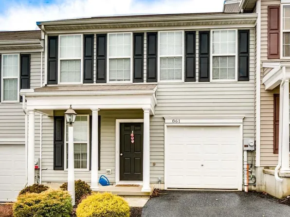 861 Fawn Ln, Hummelstown, PA 17036