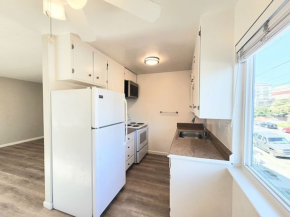 4th image of 146 Madison Ave #3