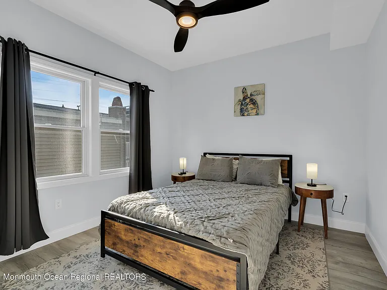 121 Dewey Dr — Photo 9