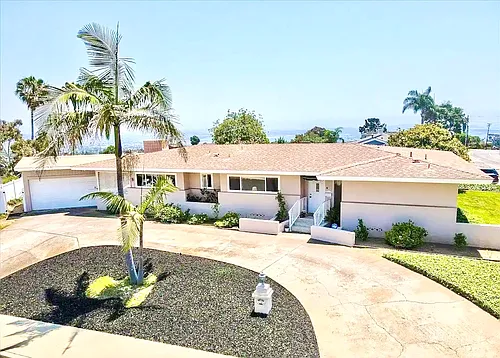 5582 Thunderbird Ln Photo 1