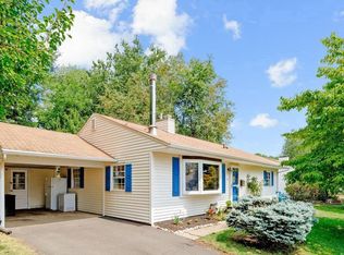 221 Devon Rd, Fairless Hills, PA 19030