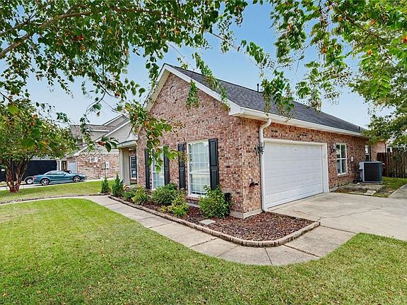 4th image of 1002 Deborah Dr