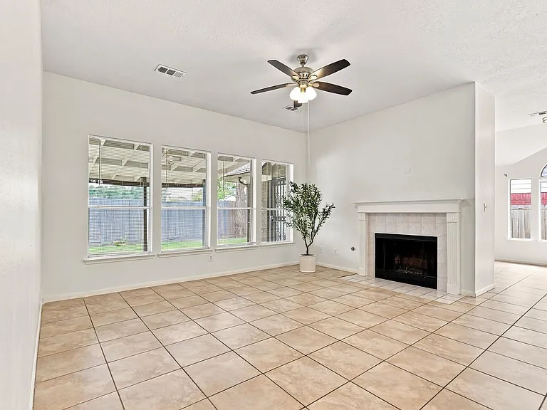 11714 Early Mist Ct — Photo 2
