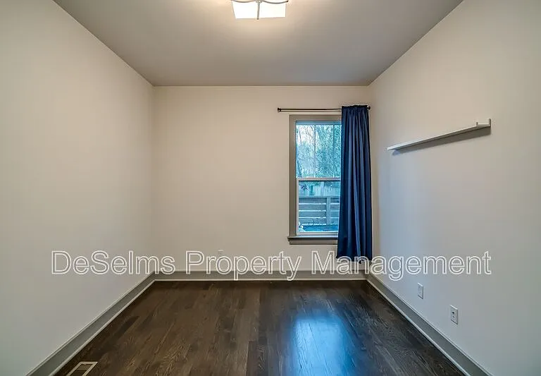 917B Spain Ave — Photo 16