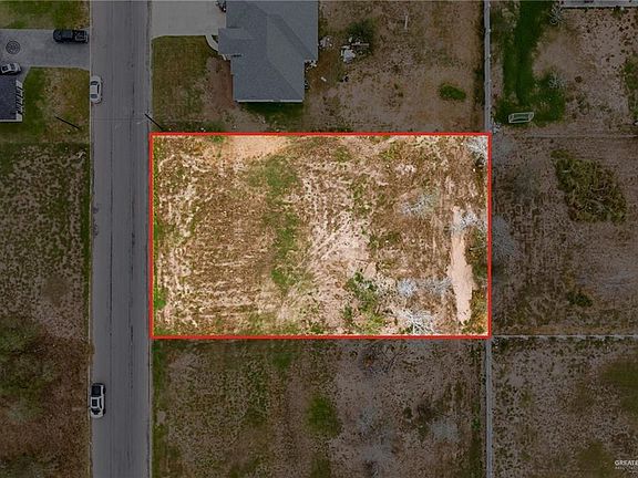 4th image of 6308 Cardiff Ave