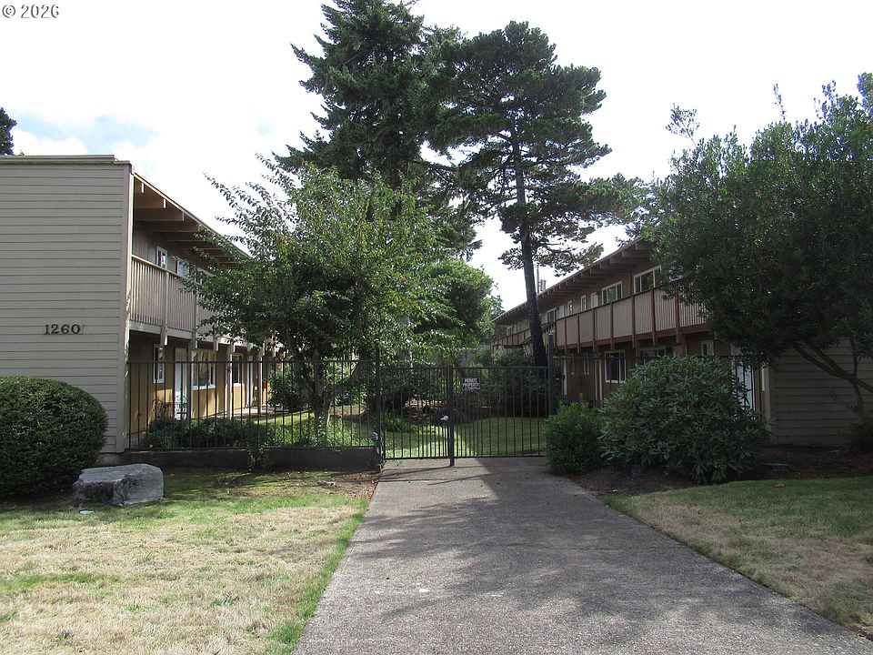 1st image of 1260 10th St #6