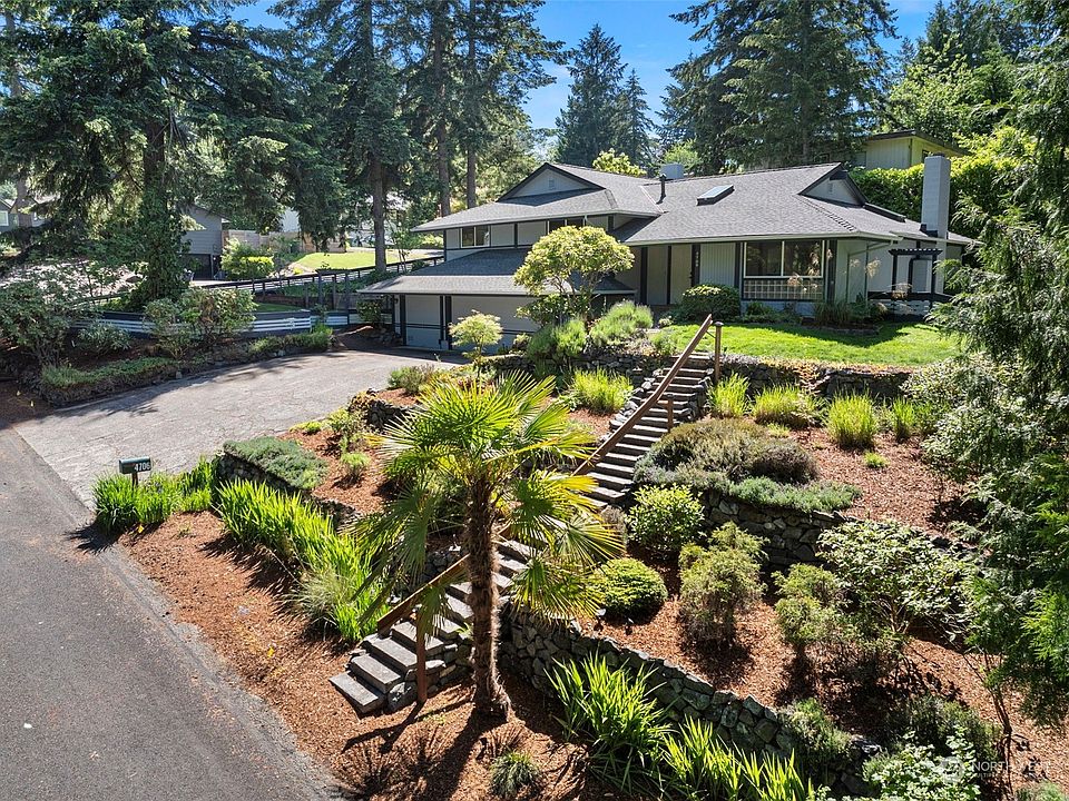 1st image of 4706 61st Avenue W
