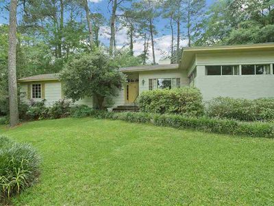 4127 Ridgewood Rd, Jackson, MS, 39211