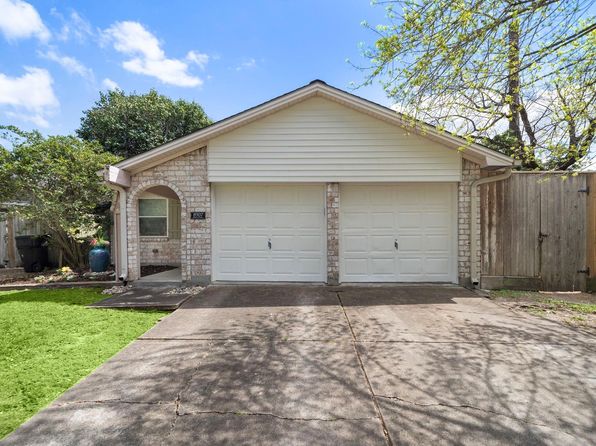 8907 Dunlap St, Houston, TX 77074