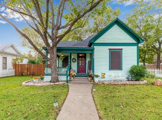 923 N Anglin St, Cleburne, TX 76031