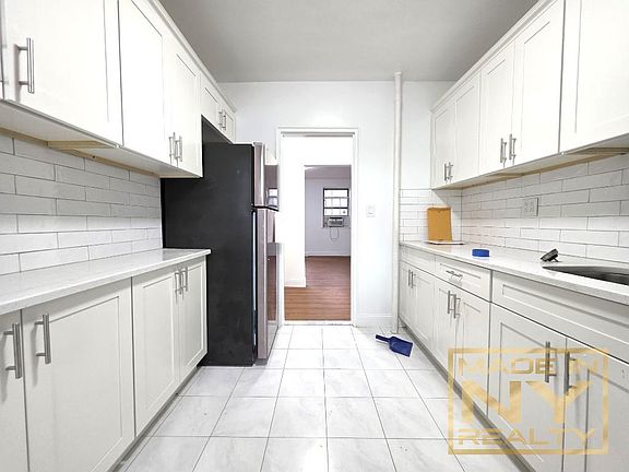 2nd image of 135-28 78th Ave #25A