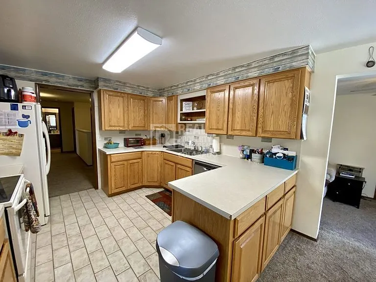 1658 Judson Dr — Photo 9
