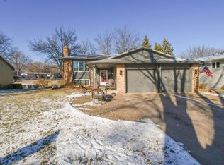 5840 W Karen Dr, Sioux Falls, SD 57106