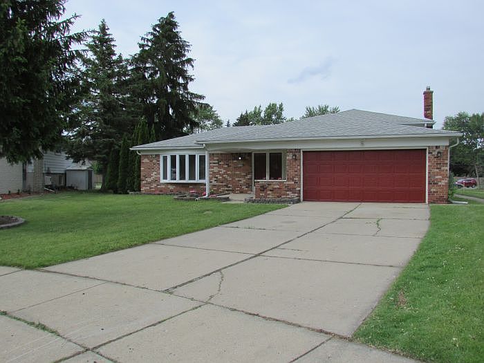 1st image of 19330 Eldridge Ln