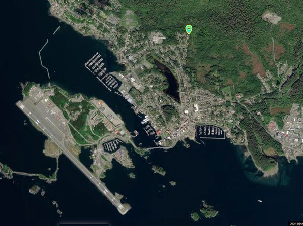825 Pherson St, Sitka, AK 99835
