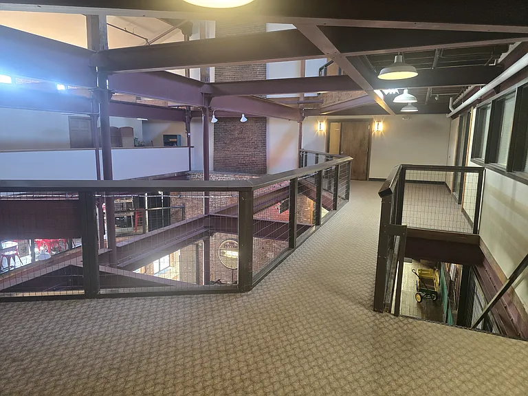 3rd Floor Apartment Hallway