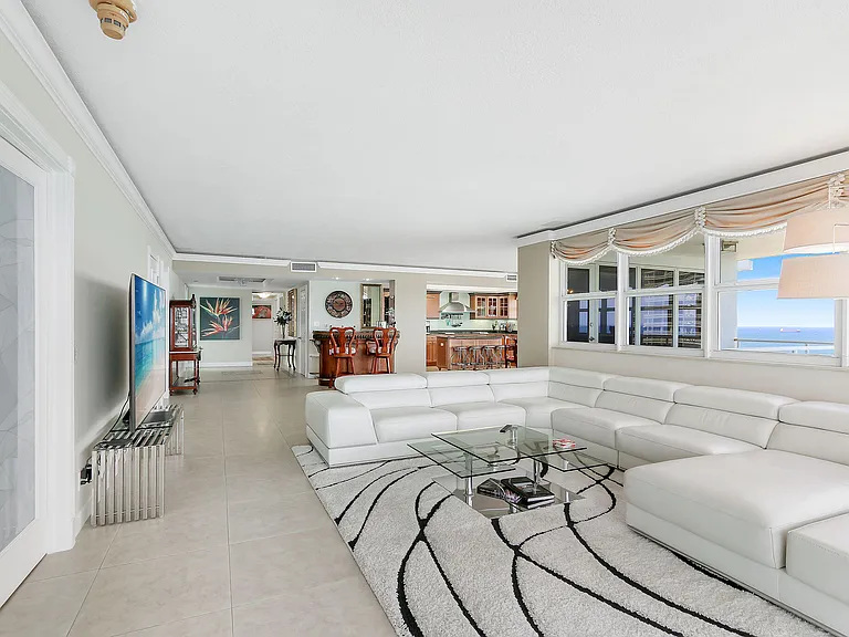 2000 S Ocean Dr #1810 — Photo 11