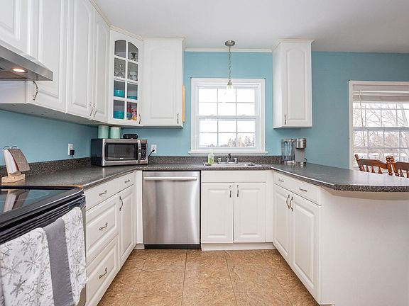 3rd image of 11778 Saint Peters Rd