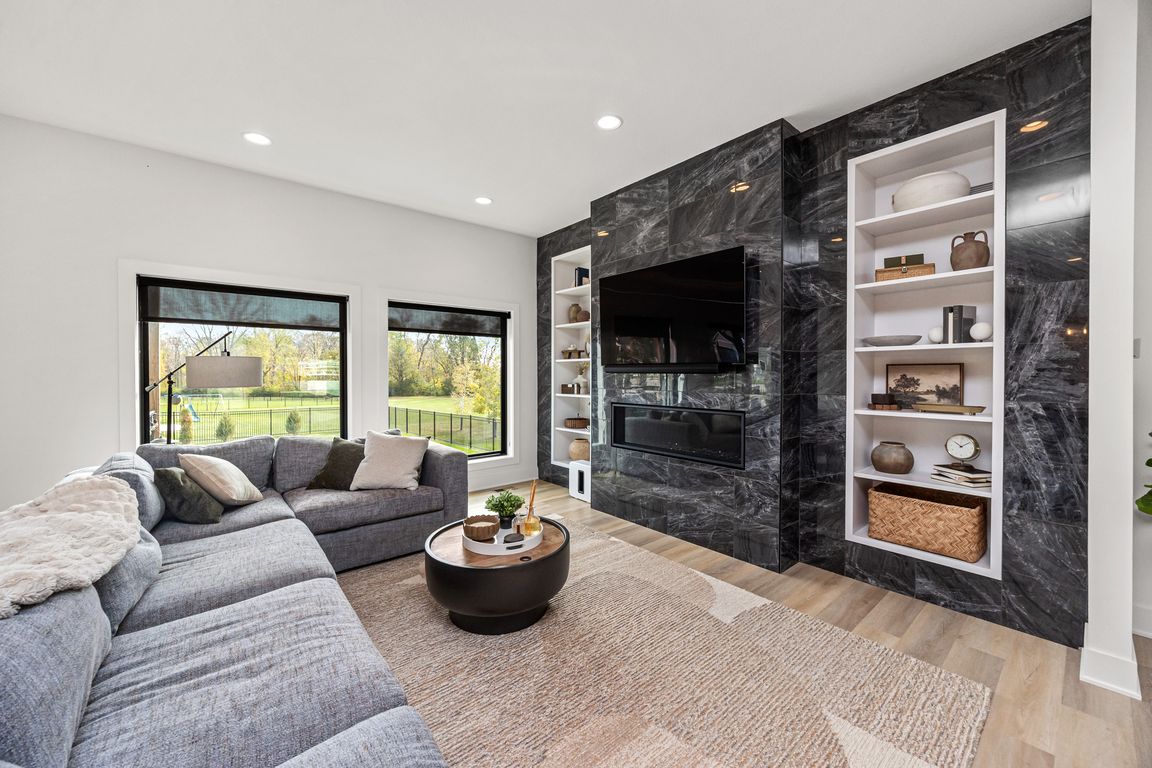 next background image