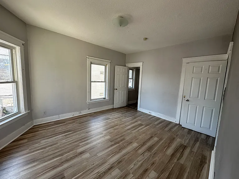 124 Kendall St #2 — Photo 24