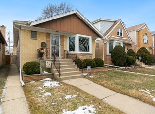 5836 N Melvina Ave, Chicago, IL 60646
