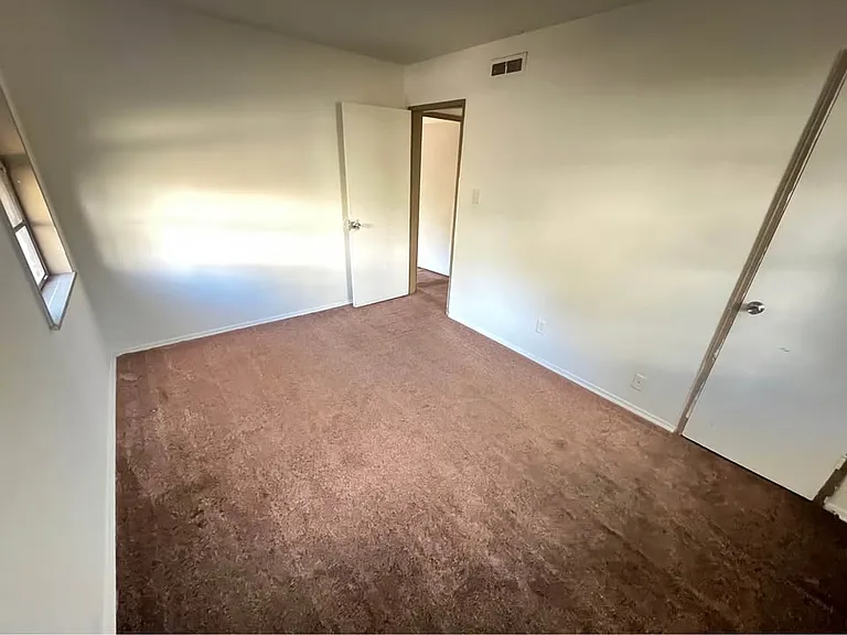 1405 Wyman St NE — Photo 9