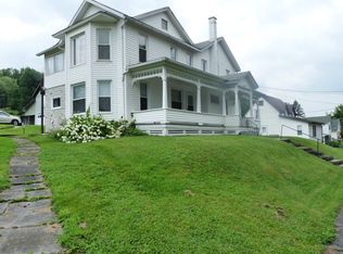 49 Capwell Ave, Factoryville, PA 18419
