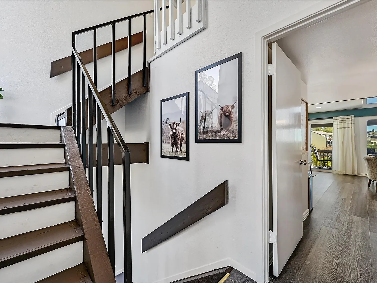 3 bed, 3.0 bath, 1809 sqft, $2,100 — Photo 4