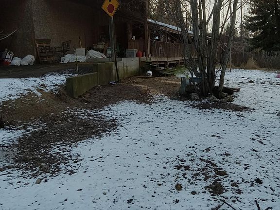 3rd image of 17208 E Blanchard Rd