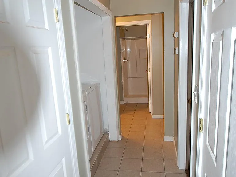 2427 W Clifton Ave #2 — Photo 9