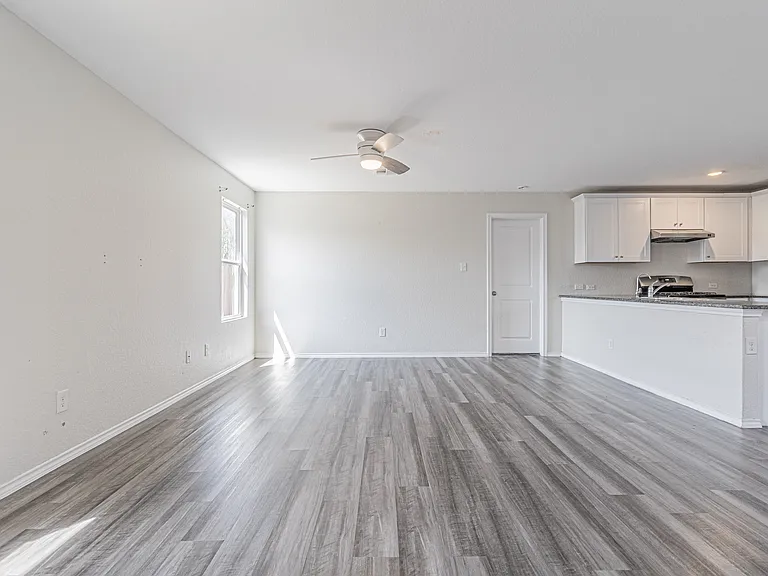 3814 Pickles Way — Photo 3