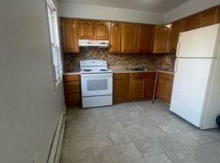 64 3rd St APT 5, Elizabethport, NJ 07206