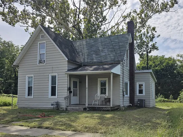 839 Webster Ct, Decatur, IL 62521