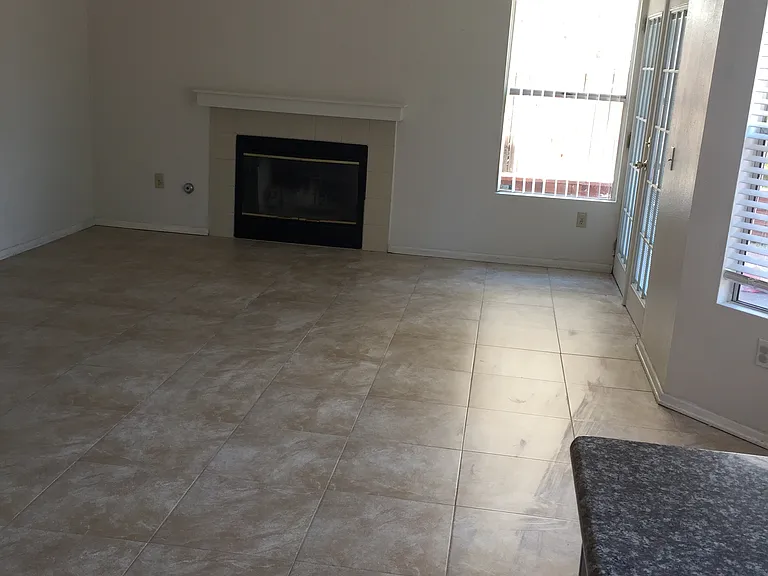 23803 Lone Pine Dr — Photo 6