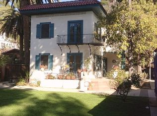 2678 N Beachwood Dr, Los Angeles, CA 90068