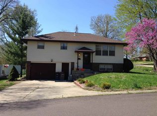 1701 Northwoods Ct, Cape Girardeau, MO 63701