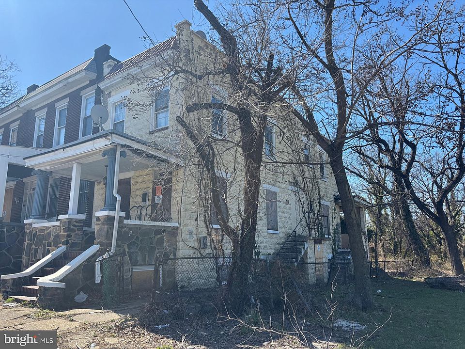 2nd image of 2326 Annapolis Rd