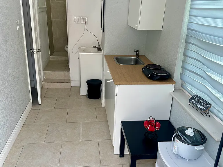 3251 SW 104th Ct — Photo 3