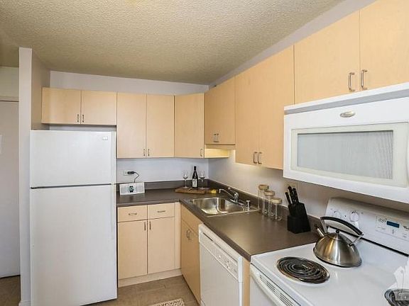 2nd image of 1212 Michigan Ave #2009