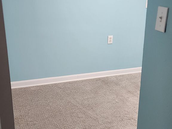 4th image of 5515 S Sacramento Ave