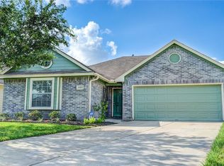 4415 Heritage Trail Dr, Houston, TX 77047