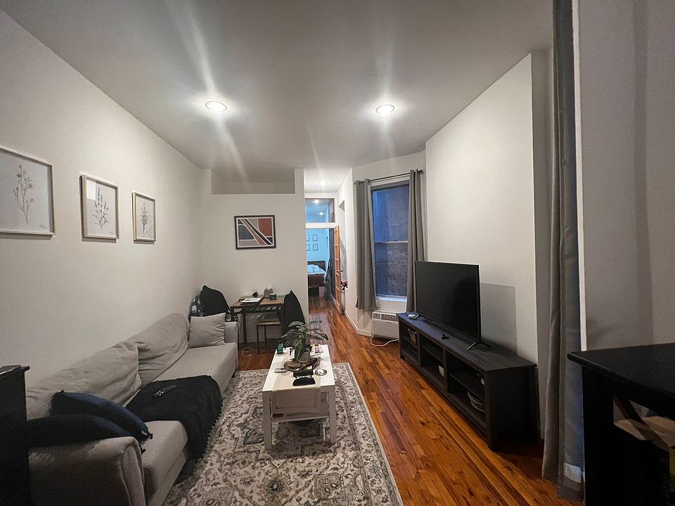 1st image of 232 E 82nd St #2B