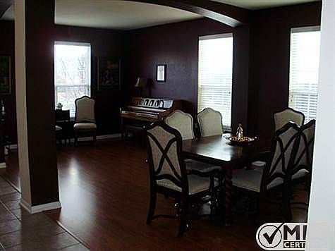 2nd image of 3105 Fox Hollow Dr