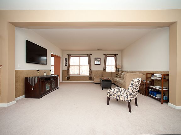 3rd image of 6235 Aster Haven Cir