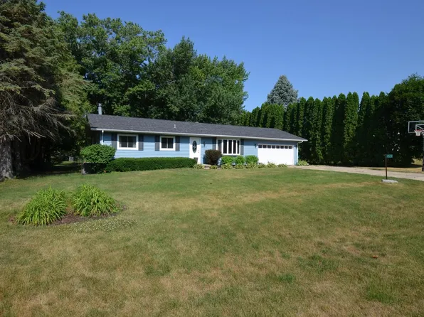 4523 Greengrass ROAD, Madison, WI 53718