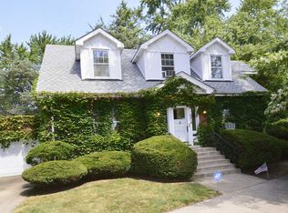 5910 W Miami Ave, Chicago, IL 60646