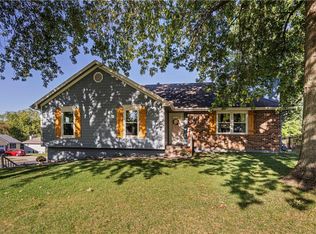 2100 NE Belvoir St, Lees Summit, MO 64086