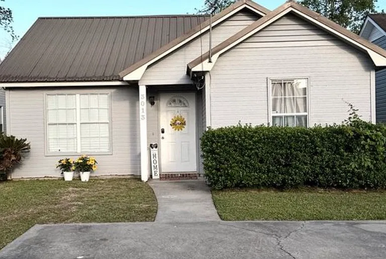 3013 Kensington Ln — Photo 1