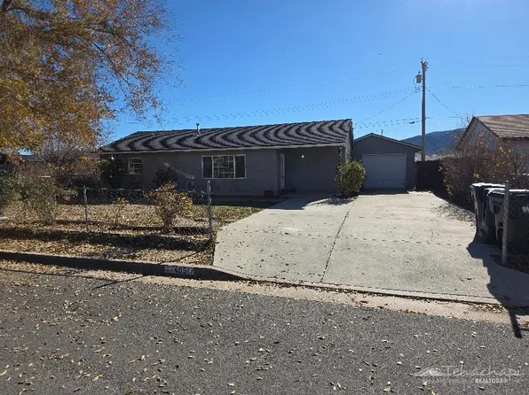 49517 Michael Ave, Tehachapi, CA 93561